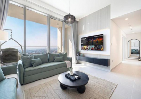 Downtown Sky High Luxury Apartment I City And Sea Views I Opp Dubai Mall Burj Khalifa